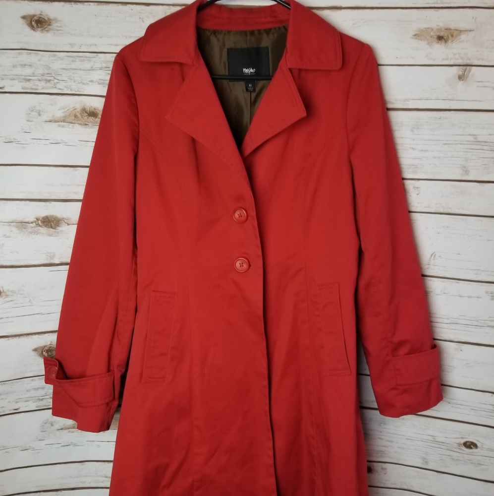 ❄Red coat size large